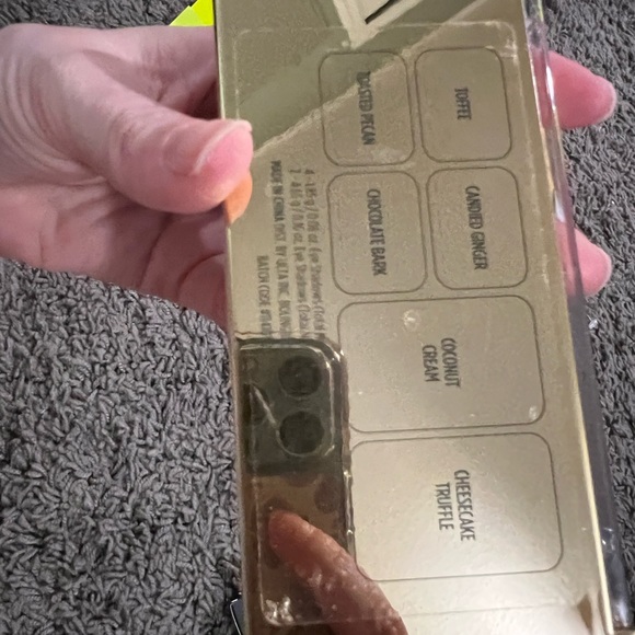 Lorac makeup bundle - Picture 5 of 5